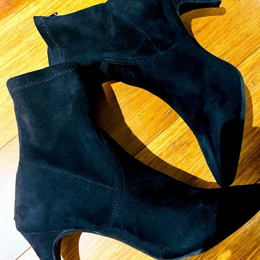 Aerosoles cigarette heel boot!  Perfect for your brunch date with the girls!